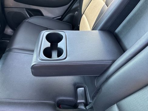 Used 2022 Kia Sportage EX image 17