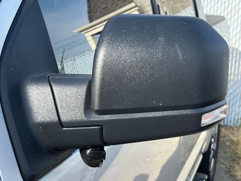 Used 2017 Ford F150 XLT w/ Equipment Group 302A Luxury image 9