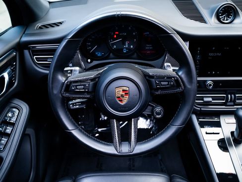 Used 2022 Porsche Macan GTS AWD/4WD image 10