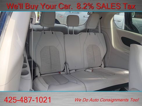Used 2018 Chrysler Pacifica Touring Plus FWD image 27
