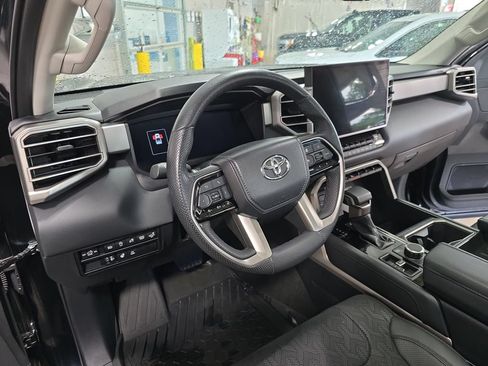Used 2024 Toyota Tundra Limited AWD/4WD image 16