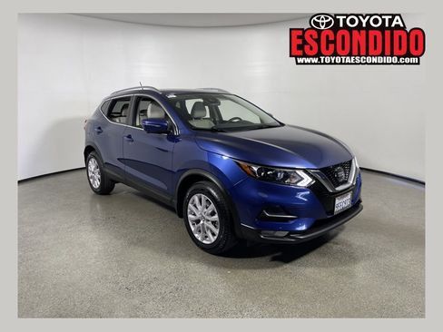 Used 2022 Nissan Rogue Sport SV w/ Technology Package image 1