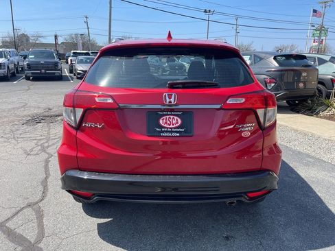 Used 2019 Honda HR-V Sport image 6