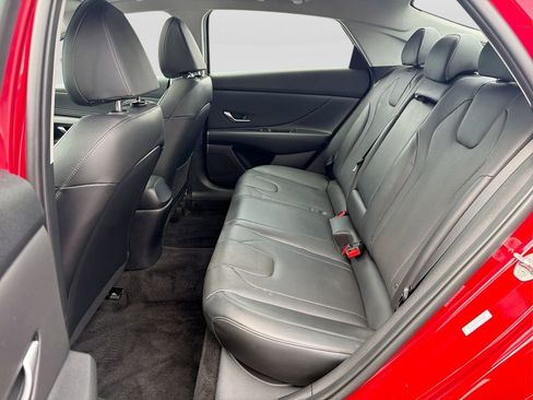 Certified 2023 Hyundai Elantra Limited image 31