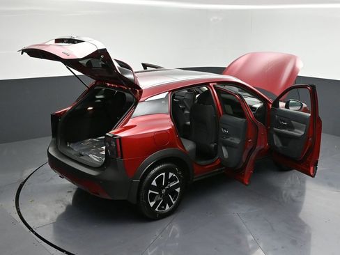 New 2026 Nissan Kicks SV w/ SV Premium Package AWD/4WD image 30