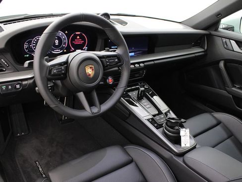 New 2026 Porsche 911 Carrera 4S image 5