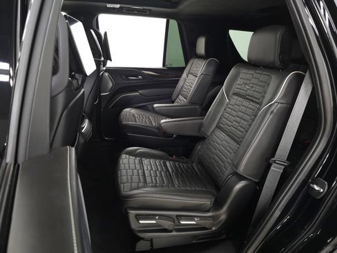 Used 2024 Cadillac Escalade Sport Platinum w/ LPO, ONYX Package AWD/4WD image 43