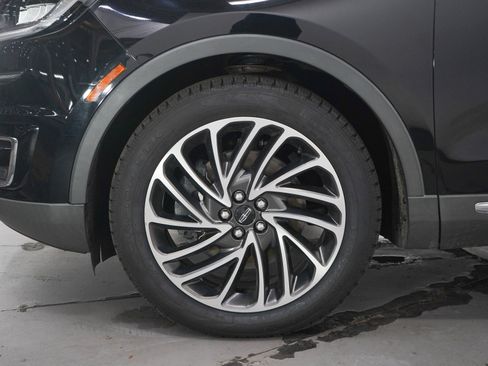 Used 2019 Lincoln Nautilus Reserve AWD/4WD image 29