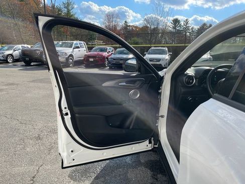 Used 2024 Alfa Romeo Tonale Ti image 24