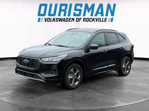 Used 2023 Ford Escape ST-Line AWD/4WD image 2