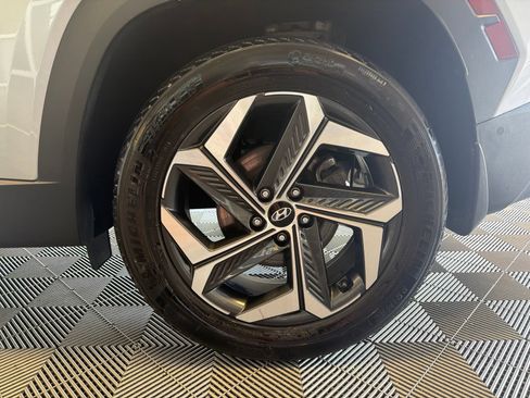 Used 2023 Hyundai Tucson Limited AWD/4WD image 9