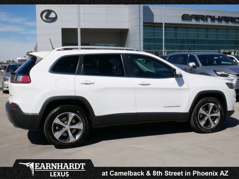 Used 2020 Jeep Cherokee Limited image 9