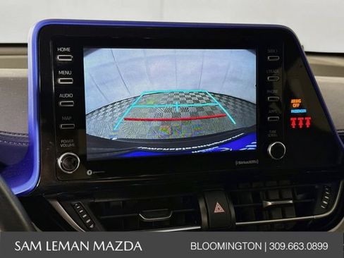 Used 2022 Toyota C-HR XLE FWD image 13