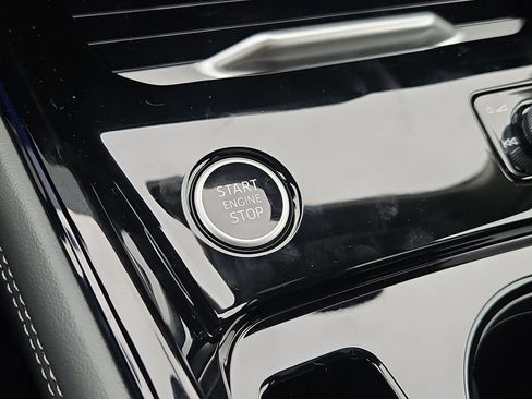 New 2026 Audi Q3 quattro 2.0T AWD/4WD image 16