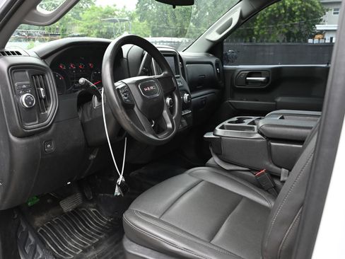 Used 2022 GMC Sierra 1500 Pro w/ Convenience Package RWD image 11