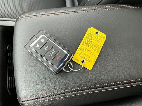 New 2026 Jeep Cherokee Limited image 32