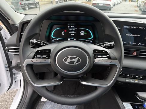 New 2026 Hyundai Elantra Blue image 23