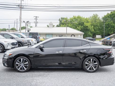 Used 2022 Nissan Maxima SV w/ Floor Mat Group FWD image 8