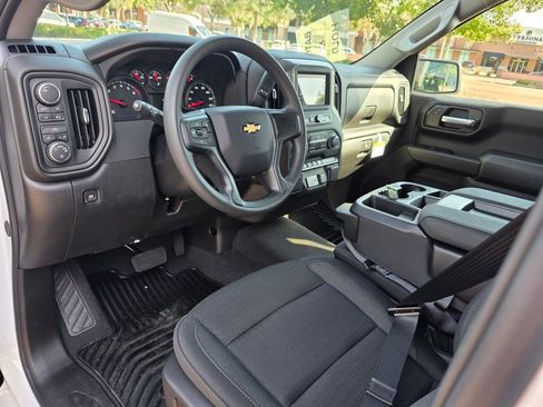 New 2026 Chevrolet Silverado 1500 Custom image 9