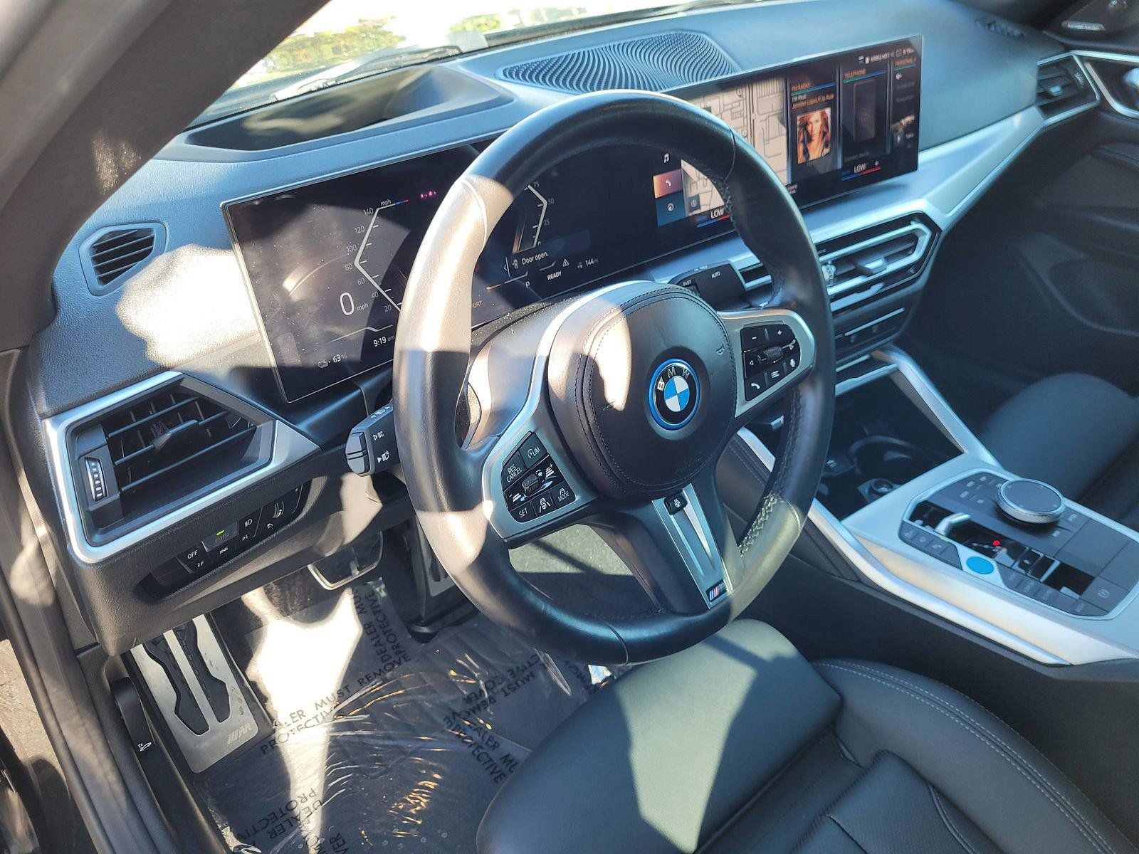 Used 2023 BMW i4 eDrive40 w/ M Sport Package RWD image 11