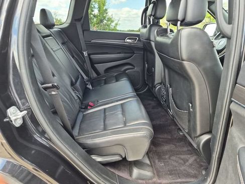 Used 2016 Jeep Grand Cherokee Limited AWD/4WD image 18
