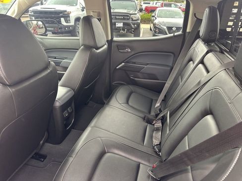 Used 2019 Chevrolet Colorado Z71 AWD/4WD image 19