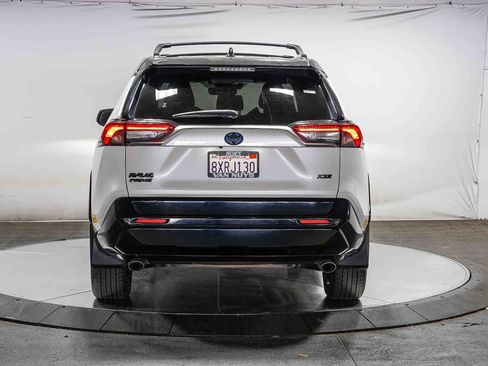 Certified 2021 Toyota RAV4 XSE w/ Weather Package AWD/4WD image 4