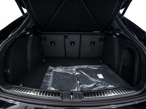 Certified 2025 Porsche Macan image 25