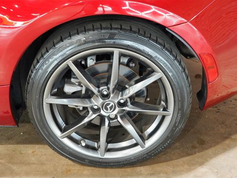 Used 2019 MAZDA MX-5 Miata Grand Touring RWD image 60