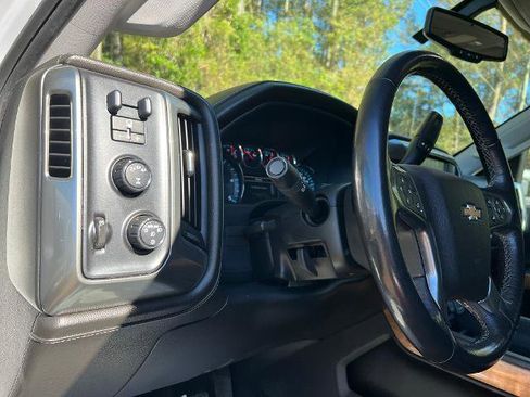 Used 2019 Chevrolet Silverado 2500 LTZ w/ Duramax Plus Package image 9