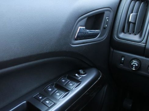 Used 2019 GMC Canyon SLE w/ SLE Convenience Package AWD/4WD image 12