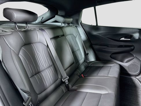 Certified 2024 Buick Envista Avenir FWD image 31