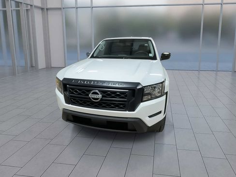 Used 2024 Nissan Frontier S w/ S Utility Package image 5