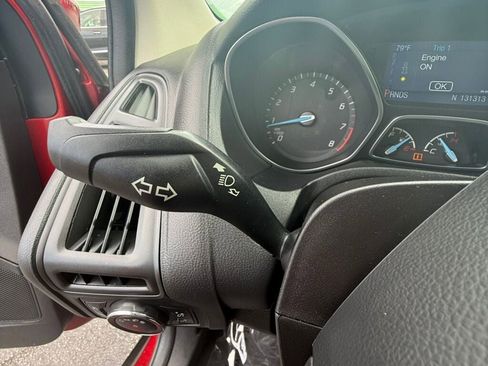 Used 2014 Ford Focus SE w/ Equipment Group 201A image 25
