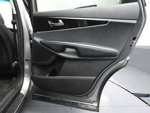 Used 2016 Kia Sorento LX image 35