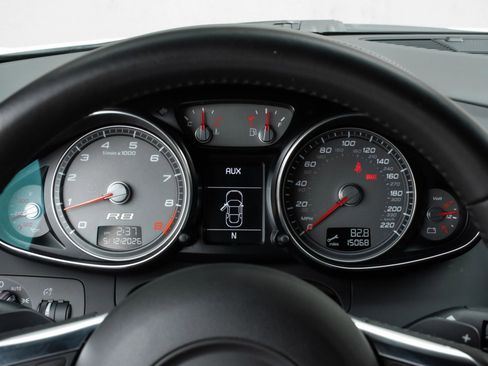 Used 2012 Audi R8 V8 AWD/4WD image 10