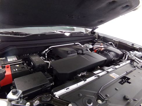 New 2025 GMC Canyon Elevation w/ Convenience Package image 29