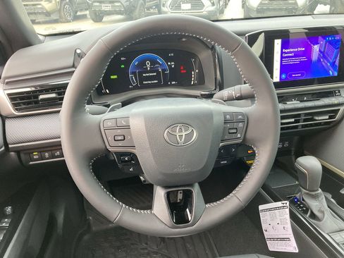 Certified 2026 Toyota Camry SE image 11