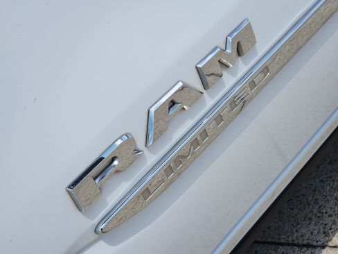 Used 2020 RAM 1500 Limited AWD/4WD image 18