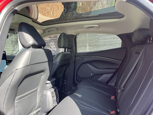 Used 2021 Ford Mustang Mach-E Premium image 15