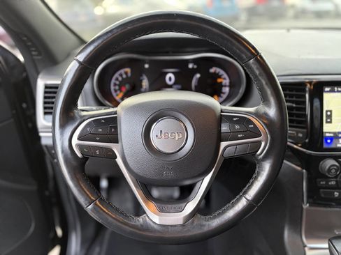 Used 2019 Jeep Grand Cherokee Limited image 24