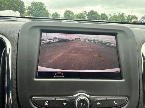 Used 2024 Chevrolet Equinox RS w/ LPO, Floor Liner Package AWD/4WD image 33