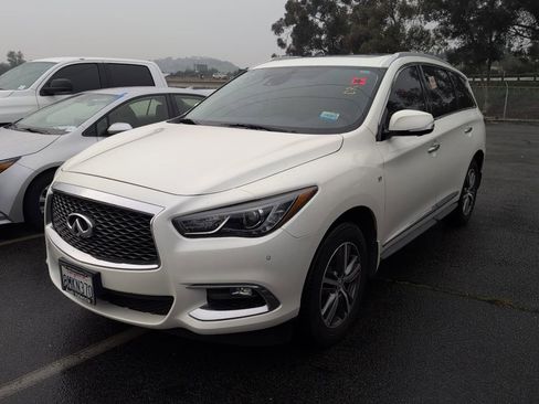 Used 2020 INFINITI QX60 Luxe w/ Essential Package image 1