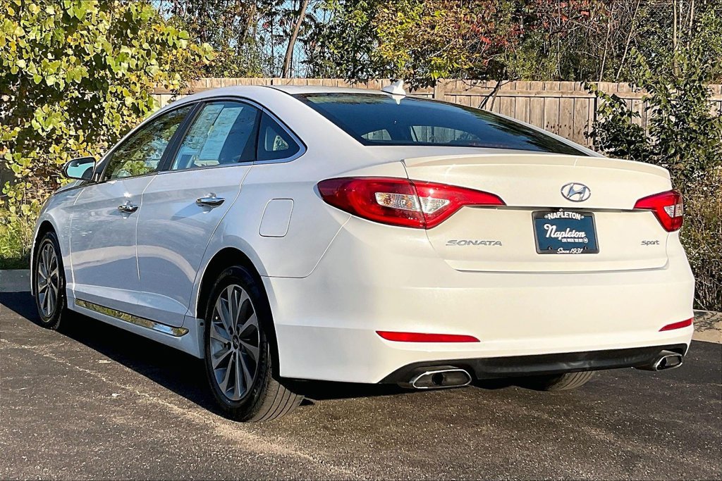Used 2017 Hyundai Sonata Sport w/ Value Edition Package 02 FWD image 11