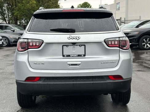 Used 2025 Jeep Compass Limited AWD/4WD image 25