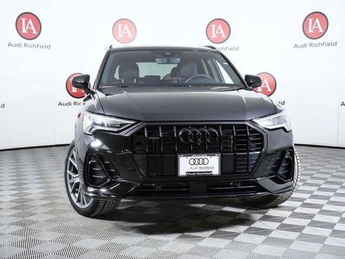 Used 2025 Audi Q3 2.0T Premium Plus w/ Premium Plus Package image 3