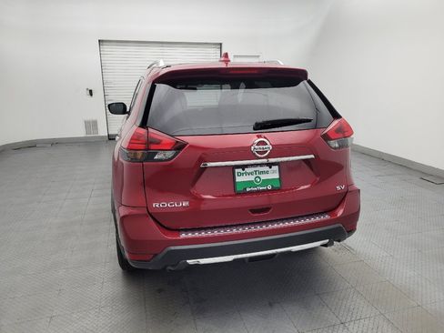Used 2017 Nissan Rogue SV FWD image 6