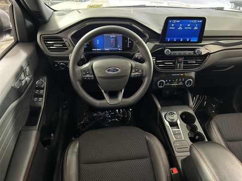 Used 2025 Ford Escape ST-Line w/ Equipment Group 301A FWD image 21