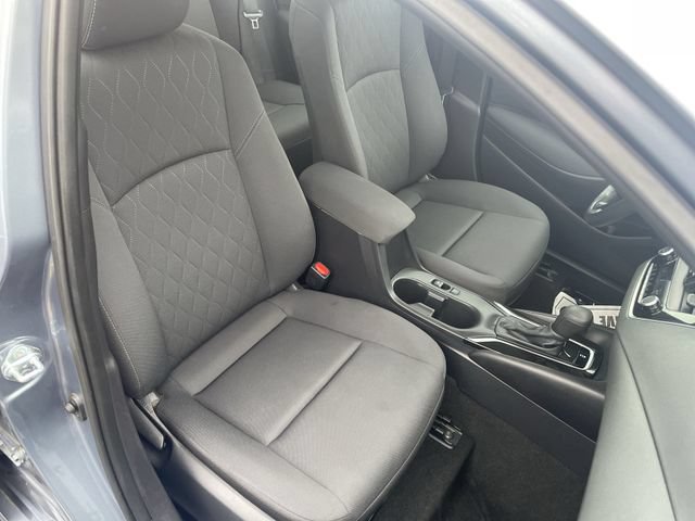 Used 2025 Toyota Corolla LE FWD image 40