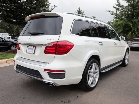 Used 2013 Mercedes-Benz GL 550 4MATIC image 11
